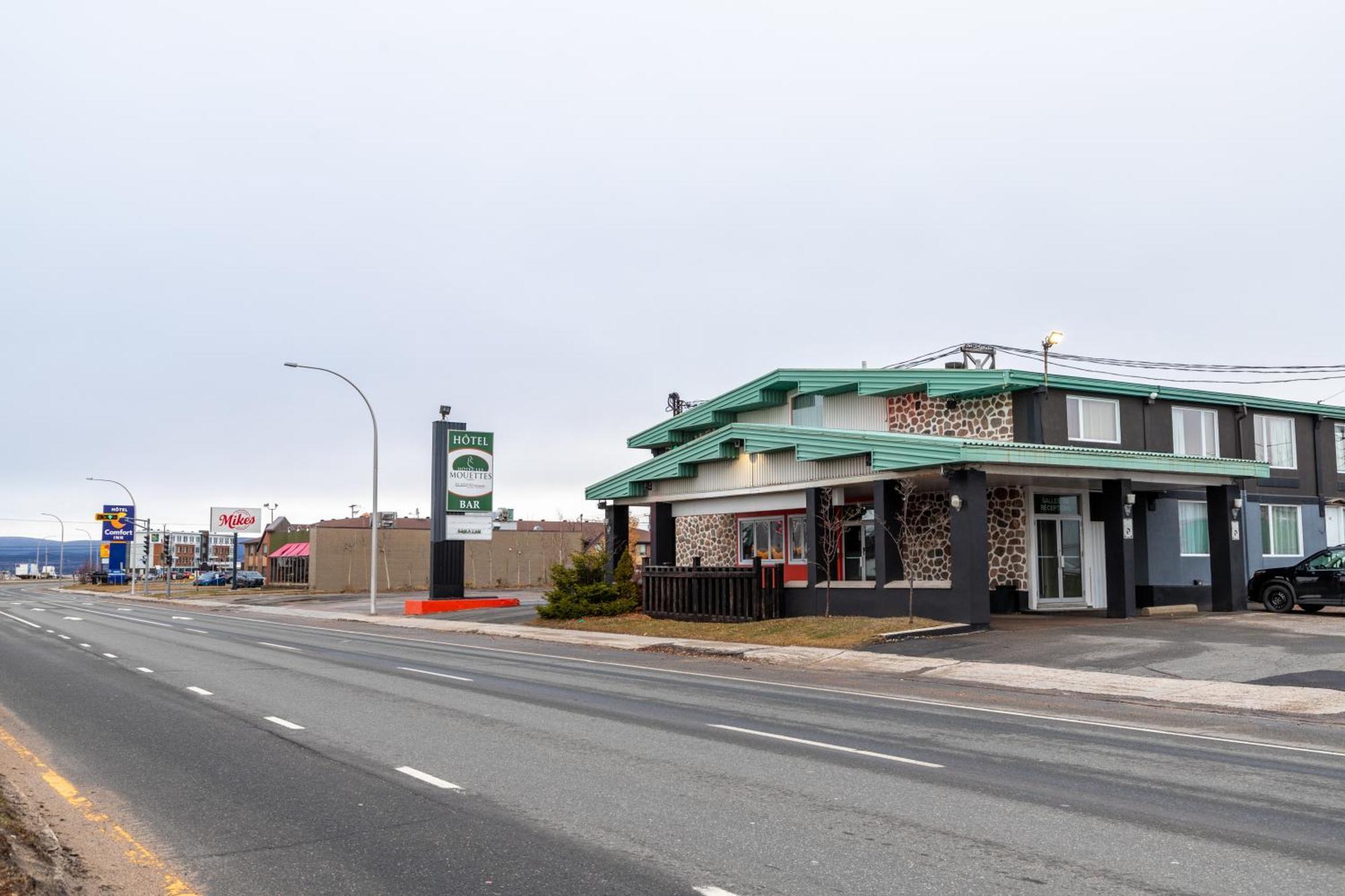Hotel Les Mouettes Sept-Îles Eksteriør bilde