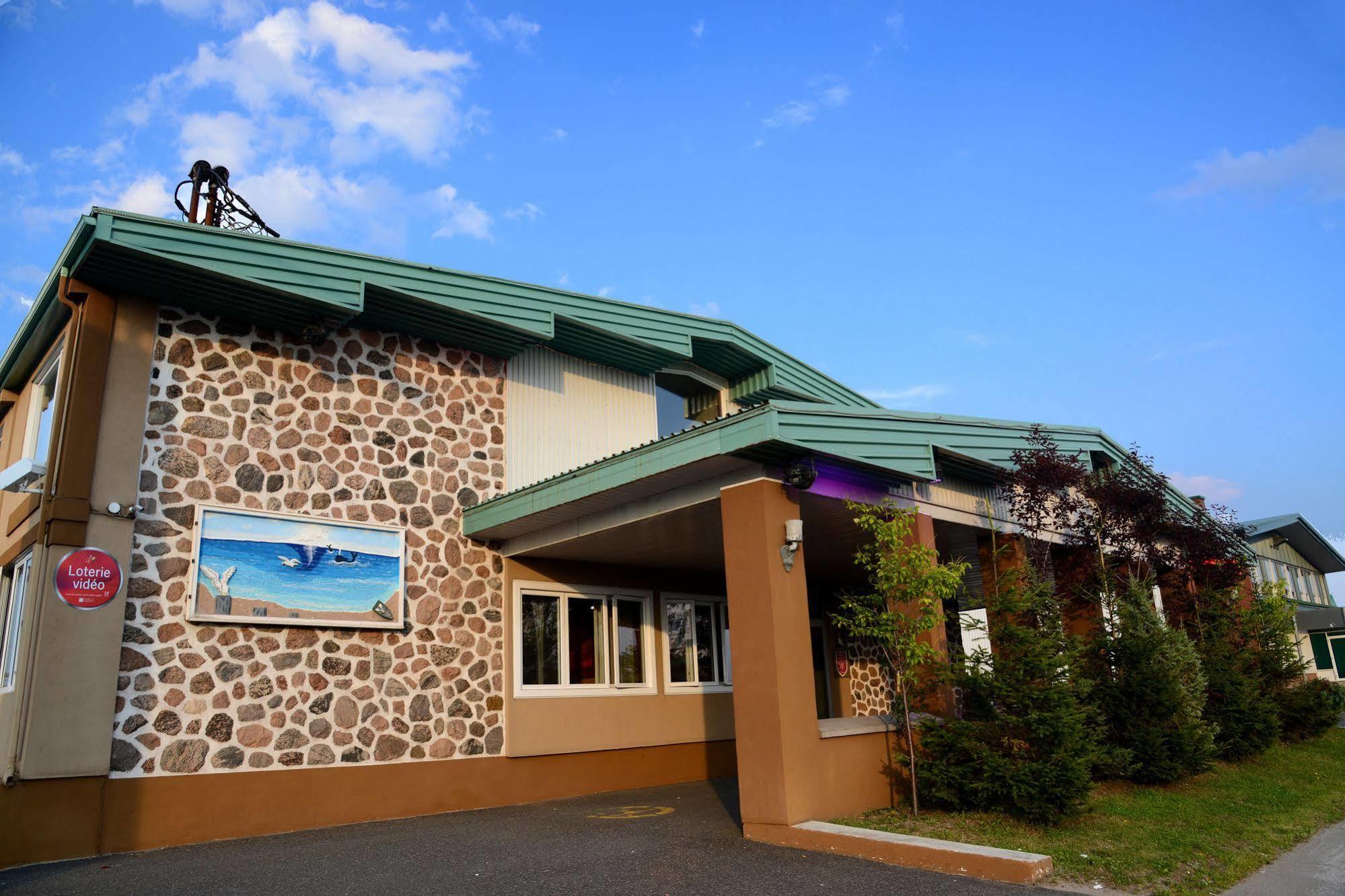 Hotel Les Mouettes Sept-Îles Eksteriør bilde